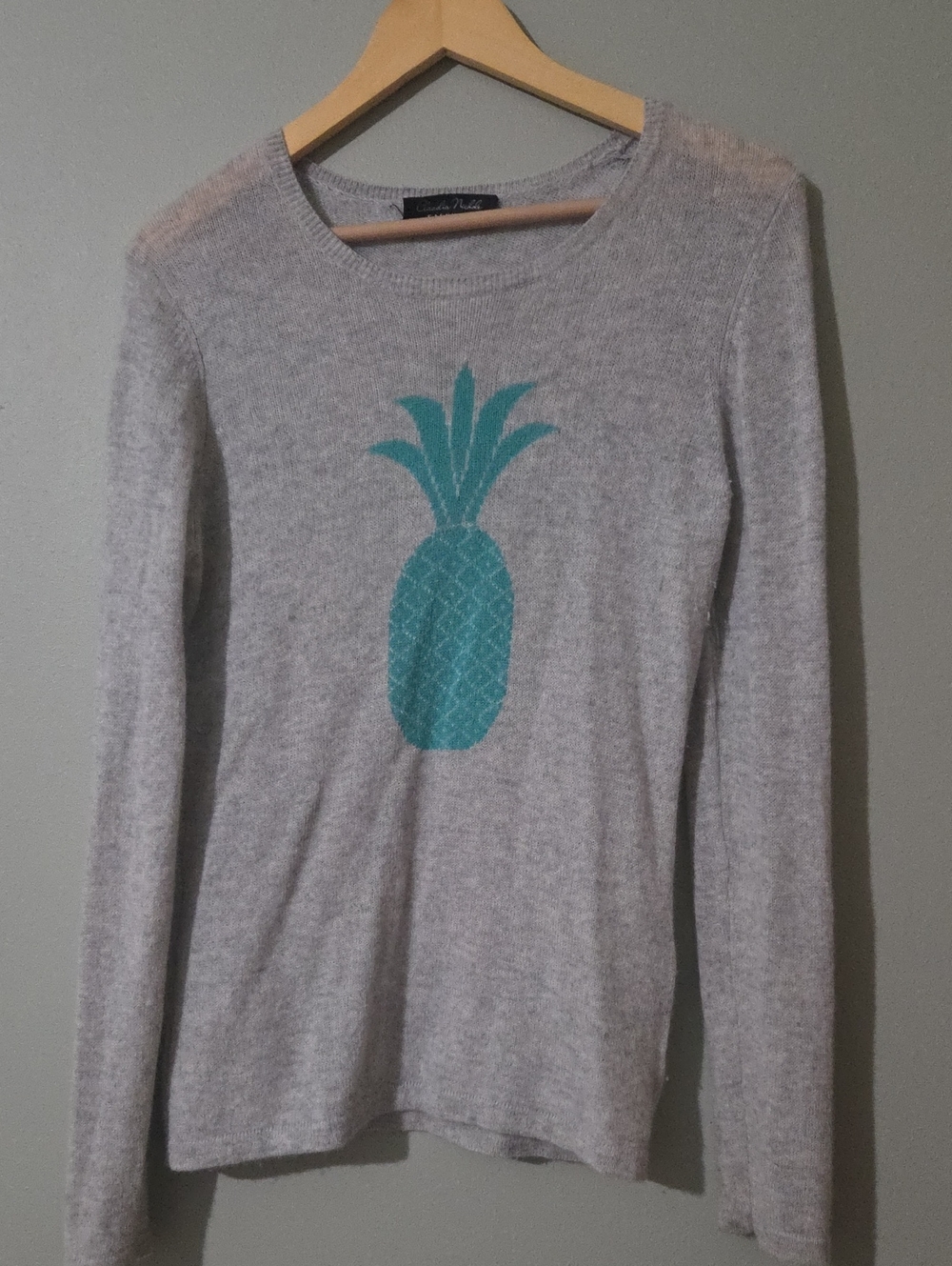100% Cashmere Light Gray Sweater with Teal Pineapple Graphic